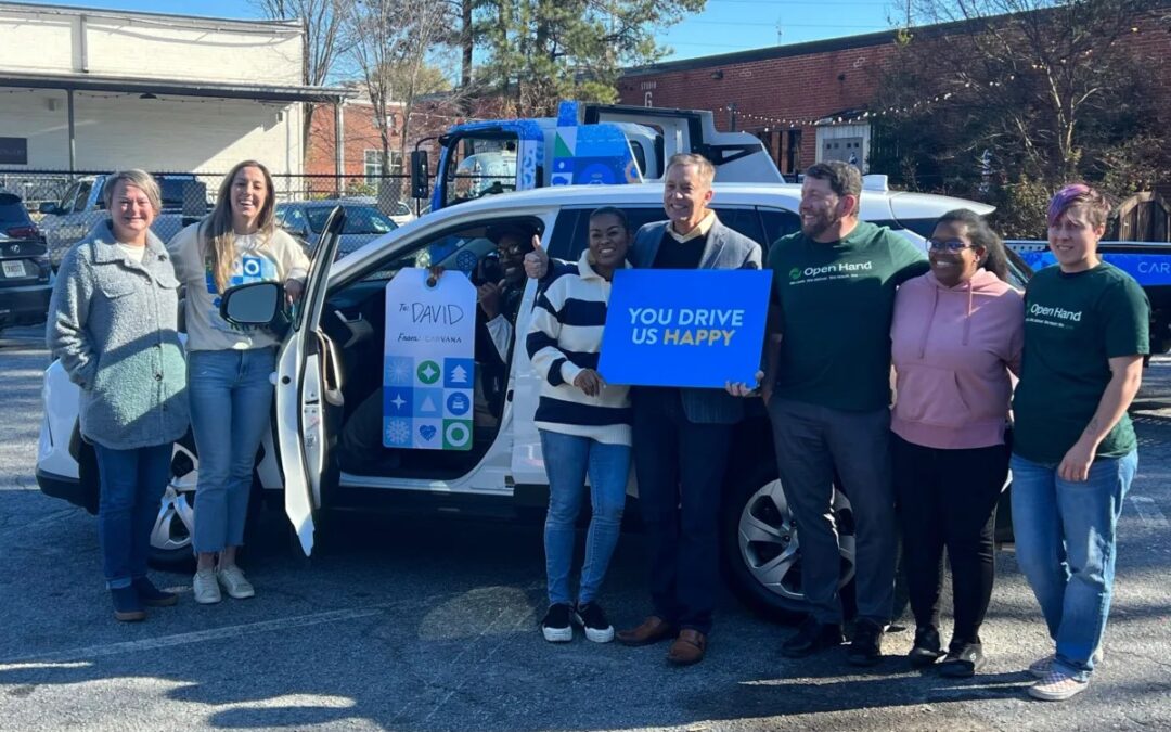 Carvana donates vehicles to dedicated Open Hand volunteers